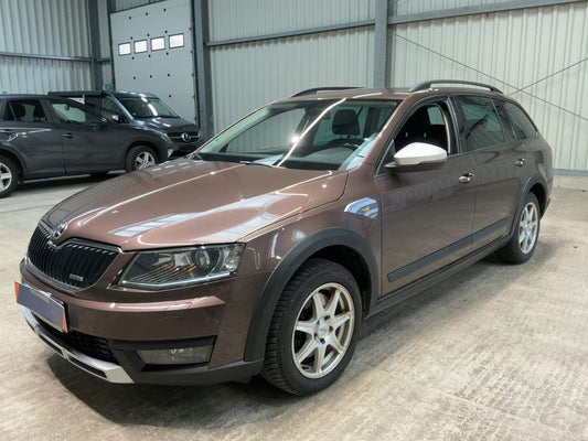Skoda Octavia 2.0 TDI Scout 4x4 2016 – снимка 1