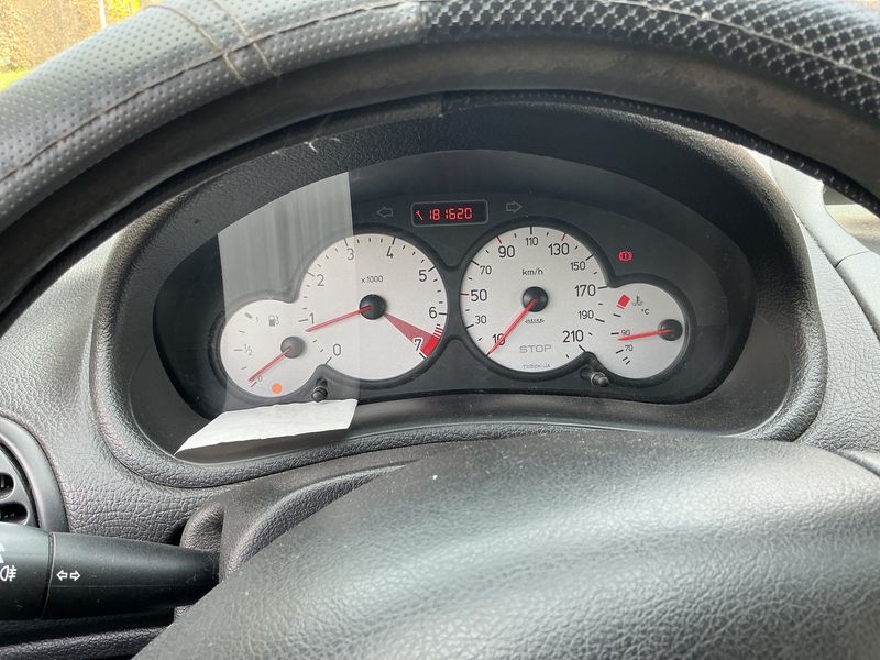 Peugeot 206 1.4 Tendance 2008 – снимка 4