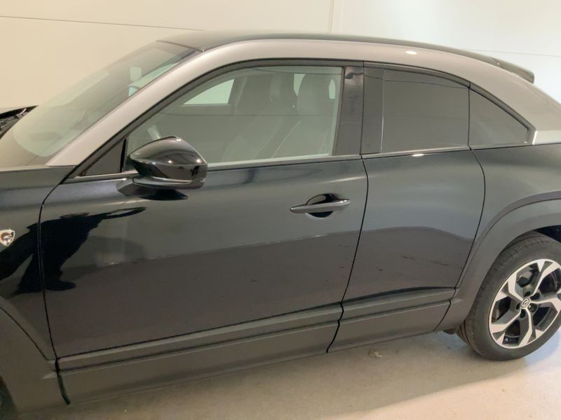 Mazda MX-30 electric drive 125 kW Makoto R-EV 2024 – снимка 4