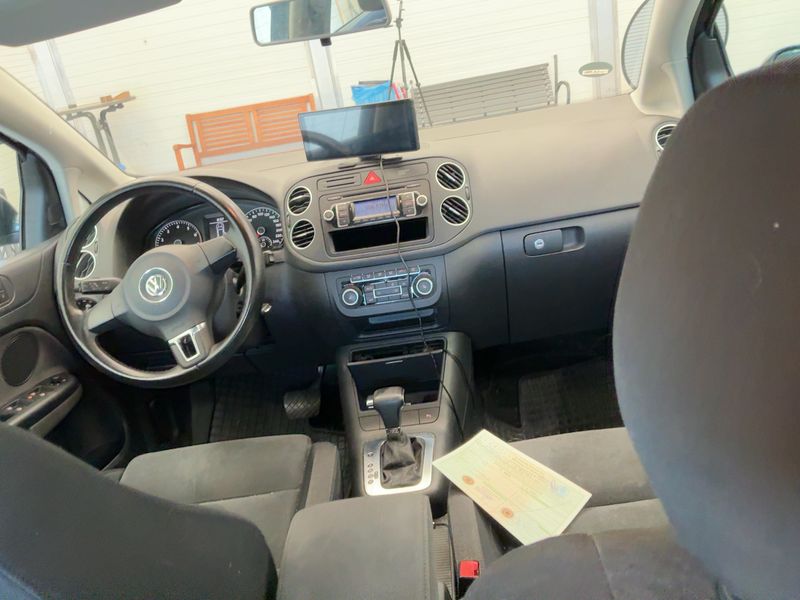 Volkswagen Golf VI Plus 1.4 TSI Highline 2009 – снимка 17
