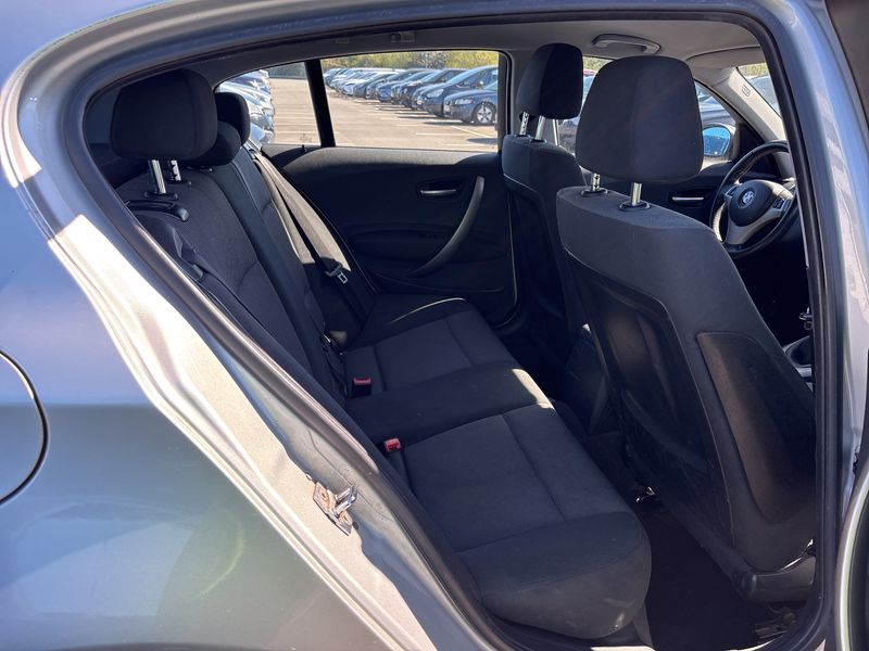 BMW 1er 120d 2006 – снимка 13