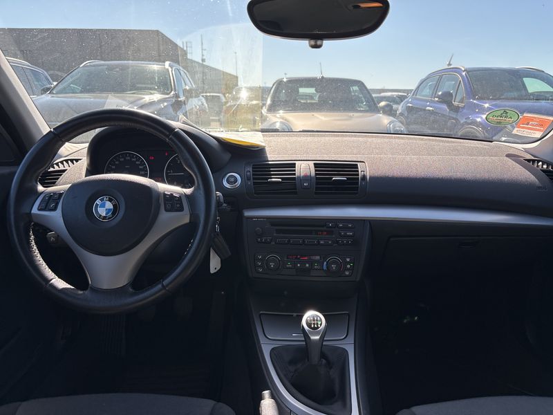 BMW 1er 120d 2006 – снимка 11