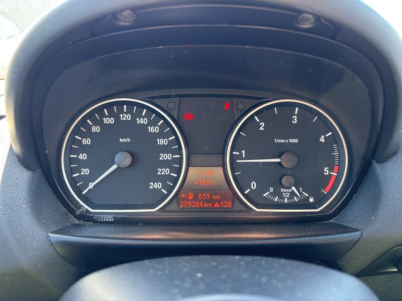 BMW 1er 120d 2006 – снимка 12