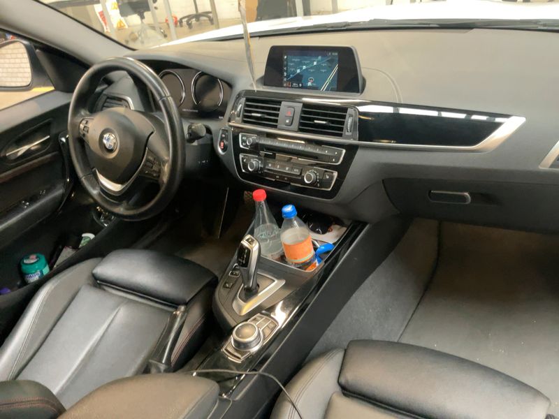 BMW 2er 218i Sport 2018 – снимка 17