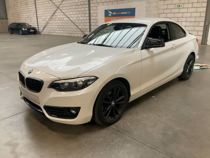 BMW 2er 218i Sport 2018 – снимка 2