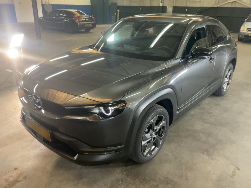 Mazda MX-30 e-Skyactiv 107 kW Advantage 2022 – снимка 1