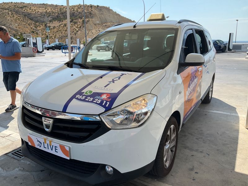 Dacia Lodgy 1.5 dCi Diesel Laureate 2017 – снимка 1