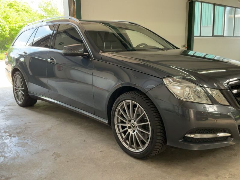 Mercedes-Benz E-Klasse E 250 CGI T BlueEfficiency Avantgarde 2011 – снимка 12