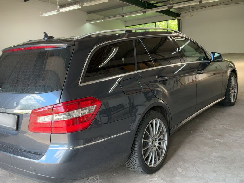 Mercedes-Benz E-Klasse E 250 CGI T BlueEfficiency Avantgarde 2011 – снимка 8