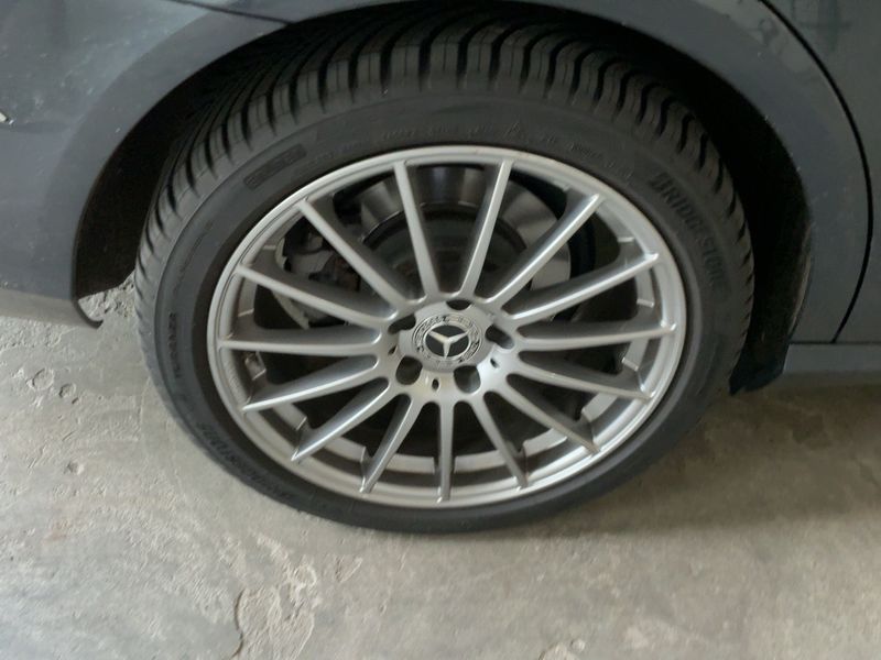 Mercedes-Benz E-Klasse E 250 CGI T BlueEfficiency Avantgarde 2011 – снимка 9
