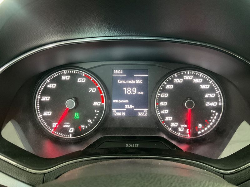 Seat Arona 1.0 TGI Style 2019 – снимка 18