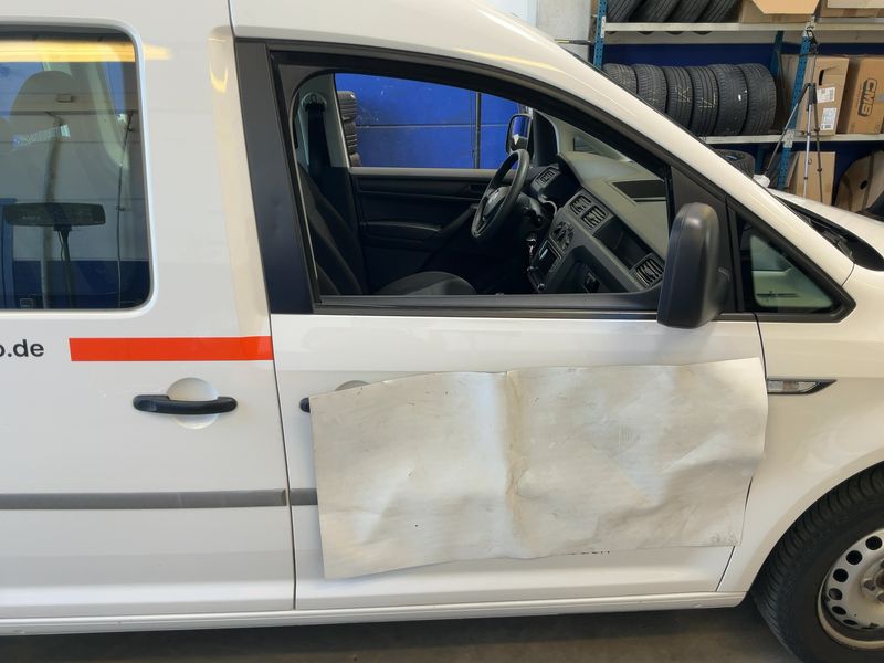 Volkswagen Caddy 2.0 TDI Kombi EcoProfi BlueMotion Tech 2018 – снимка 10