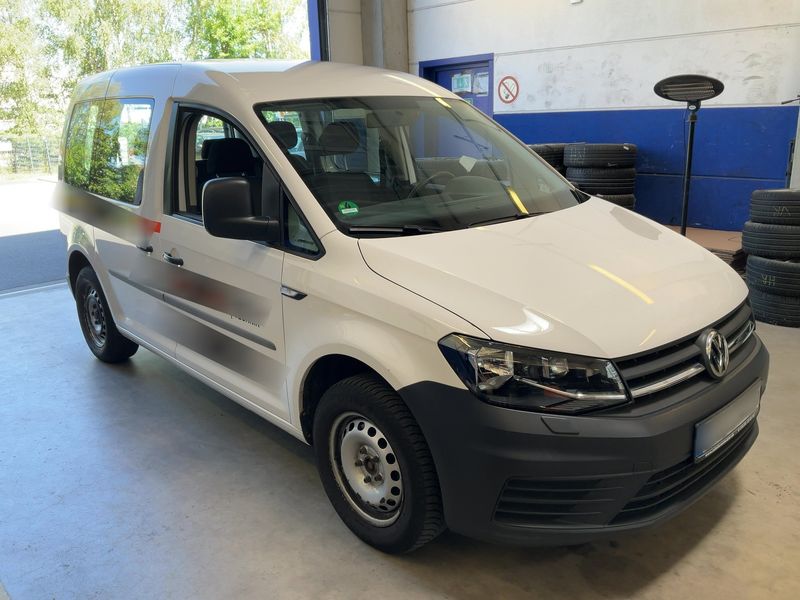 Volkswagen Caddy 2.0 TDI Kombi EcoProfi BlueMotion Tech 2018 – снимка 12