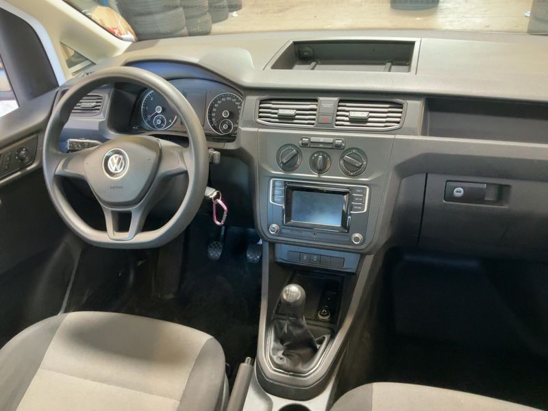 Volkswagen Caddy 2.0 TDI Kombi EcoProfi BlueMotion Tech 2018 – снимка 17