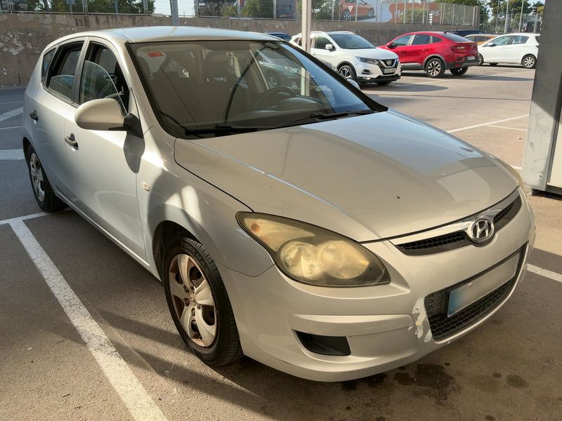 Hyundai i30 1.6 CRDi 2010 – снимка 12