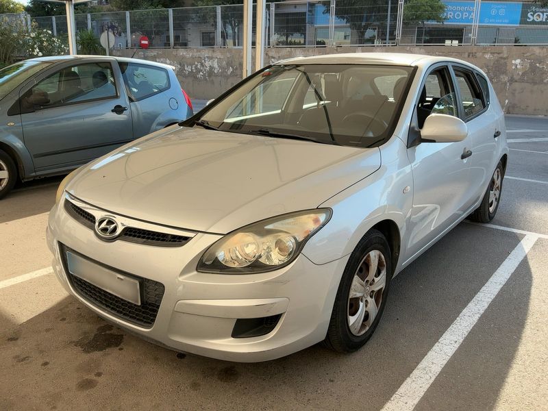Hyundai i30 1.6 CRDi 2010 – снимка 1