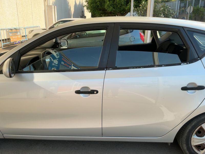 Hyundai i30 1.6 CRDi 2010 – снимка 4