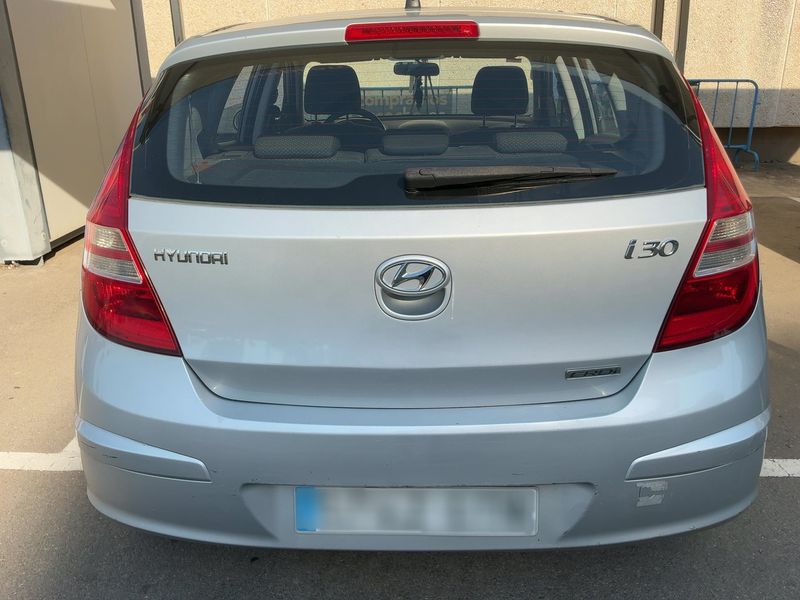 Hyundai i30 1.6 CRDi 2010 – снимка 7