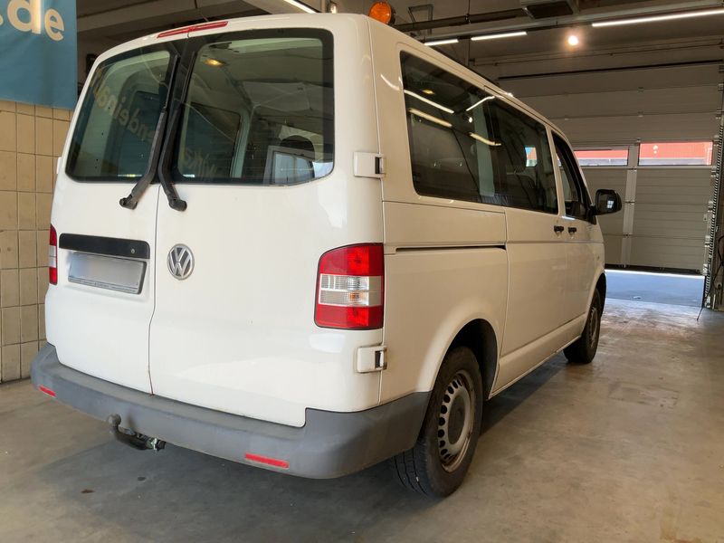 Volkswagen T5 Kombi 2.0 TDI 2012 – снимка 8
