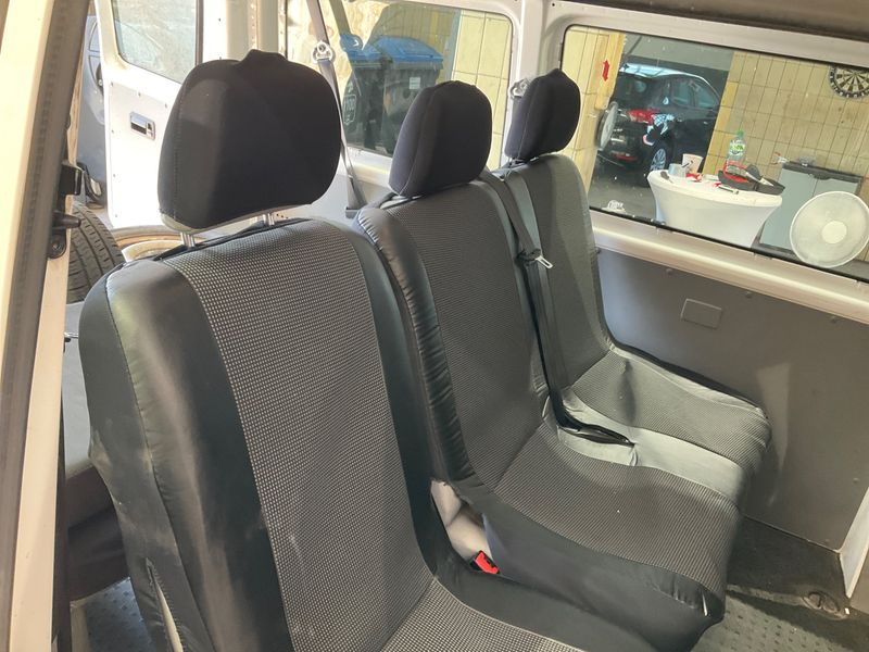 Volkswagen T5 Kombi 2.0 TDI 2012 – снимка 39
