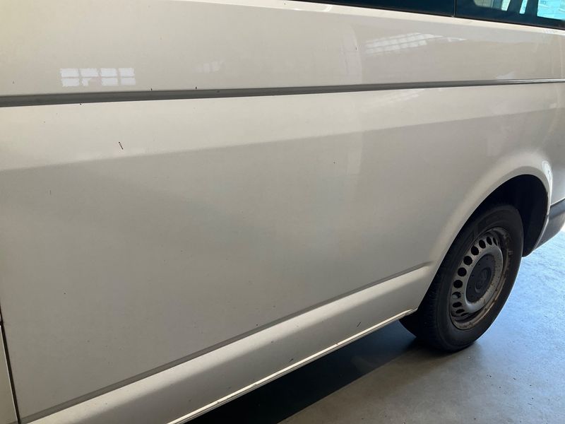 Volkswagen T5 Kombi 2.0 TDI 2012 – снимка 52