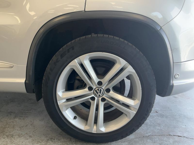 Volkswagen Tiguan 2.0 TDI Karat 4Motion BlueMotion Tech 2013 – снимка 5