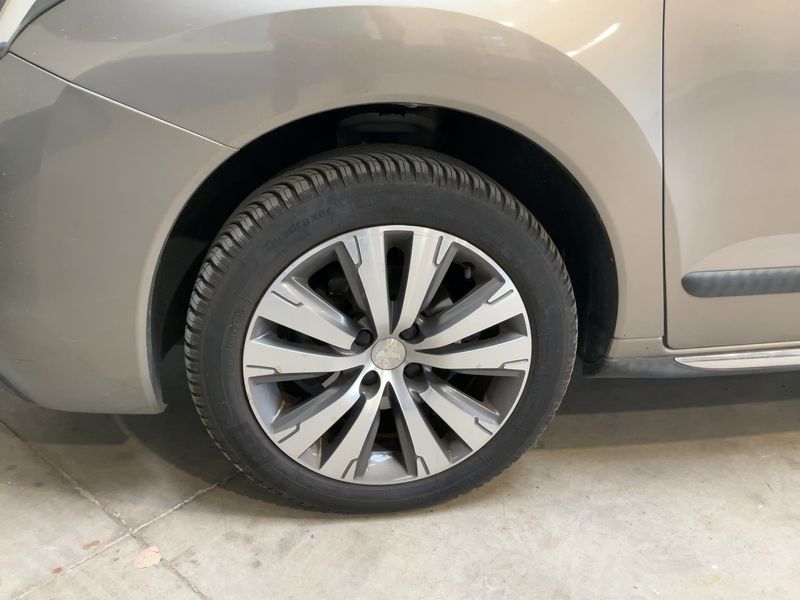 Peugeot 3008 1.6 Blue-HDi Style 2015 – снимка 3