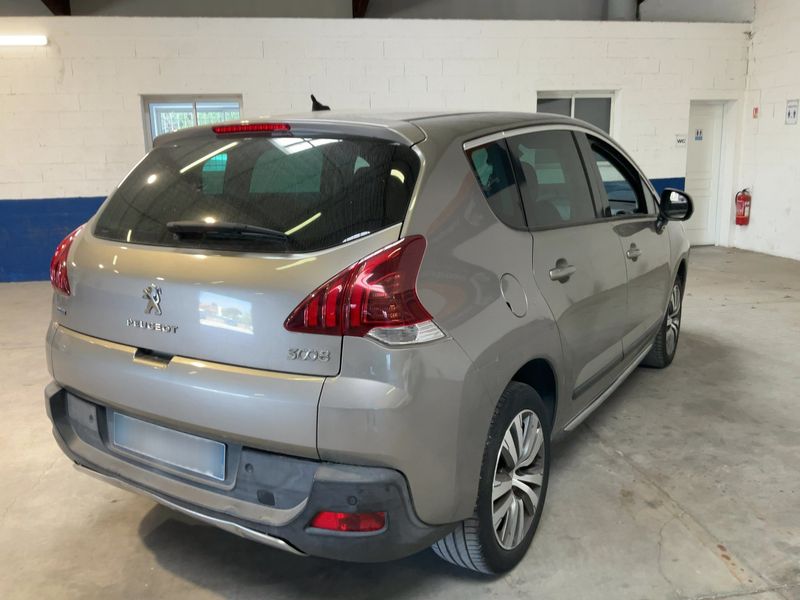 Peugeot 3008 1.6 Blue-HDi Style 2015 – снимка 8