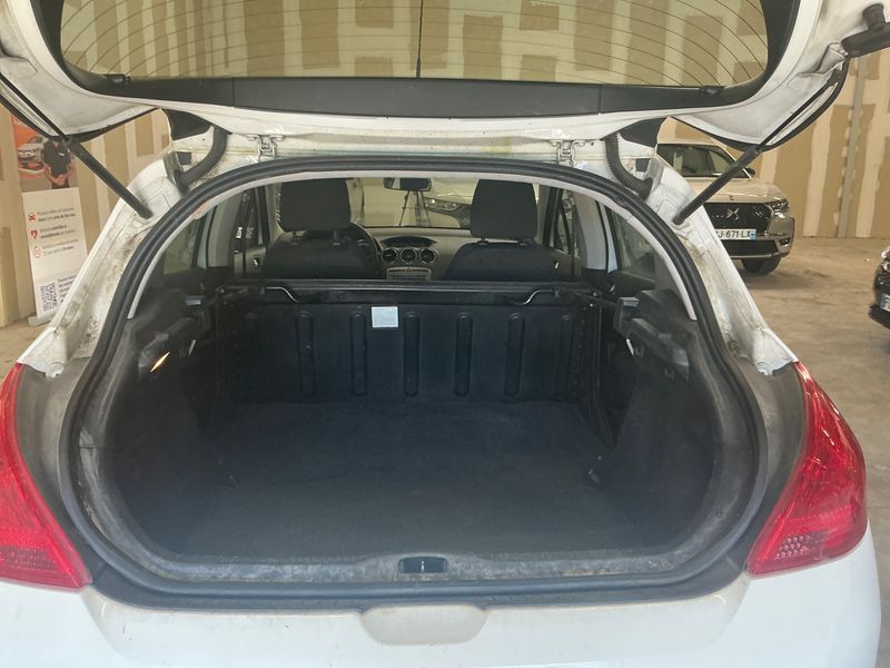 Peugeot 308 1.6 HDi Affaire Pack CD Clim 2011 – снимка на щета
