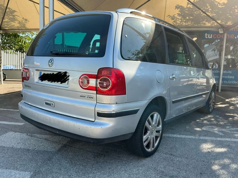 Volkswagen Sharan 2.0 TDI 2007 – снимка 2