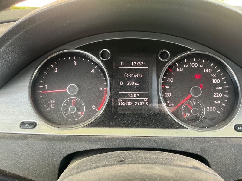 Volkswagen Passat 2.0 TDI Highline 4Motion 2010 – снимка 4