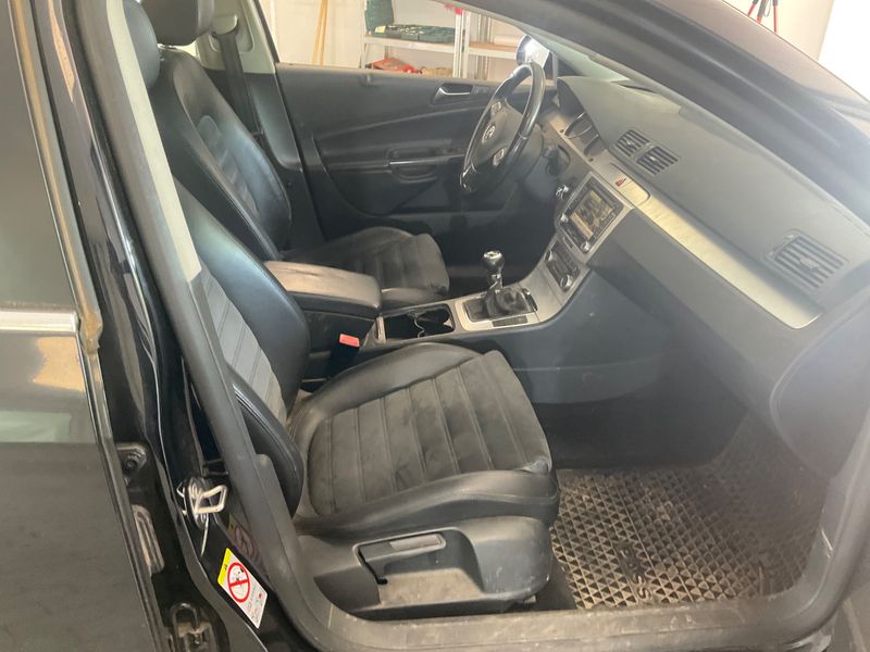 Volkswagen Passat 2.0 TDI Highline 4Motion 2010 – снимка 3
