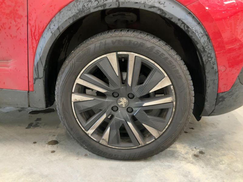 Peugeot 2008 1.2 PureTech GT 2021 – снимка 11