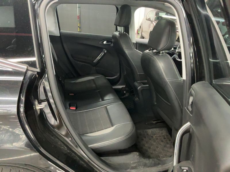 Peugeot 2008 1.6 e-HDi Allure 2014 – снимка 19