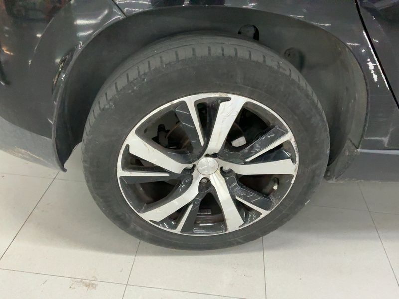 Peugeot 2008 1.6 e-HDi Allure 2014 – снимка 9