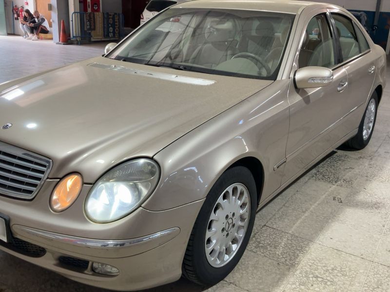 Mercedes-Benz E-Klasse E 270 CDI Elegance 2004 – снимка 2