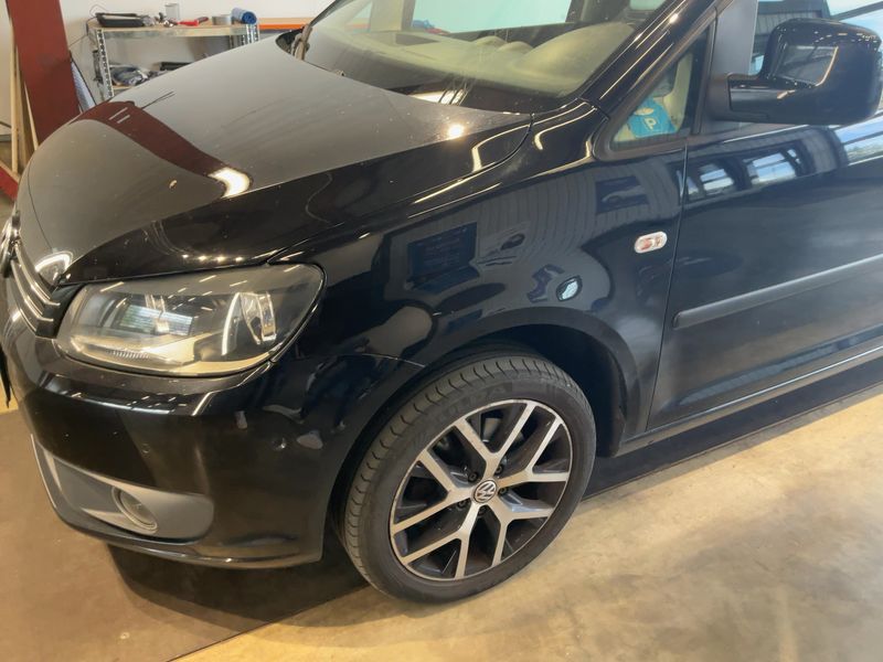 Volkswagen Caddy 1.6 TDI Maxi JAKO-O Edition BlueMotion Tech 2013 – снимка 2