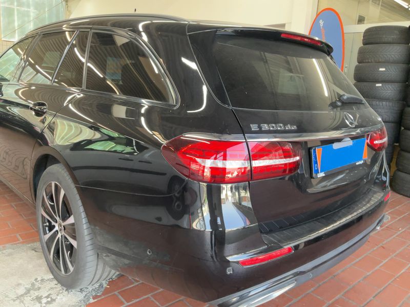 Mercedes-Benz E-Klasse E 300 de T 4Matic 2021 – снимка 6