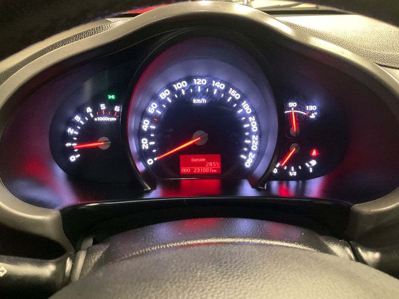 Kia Sportage 2.0 CRDi Active 2WD 2014 – снимка 18