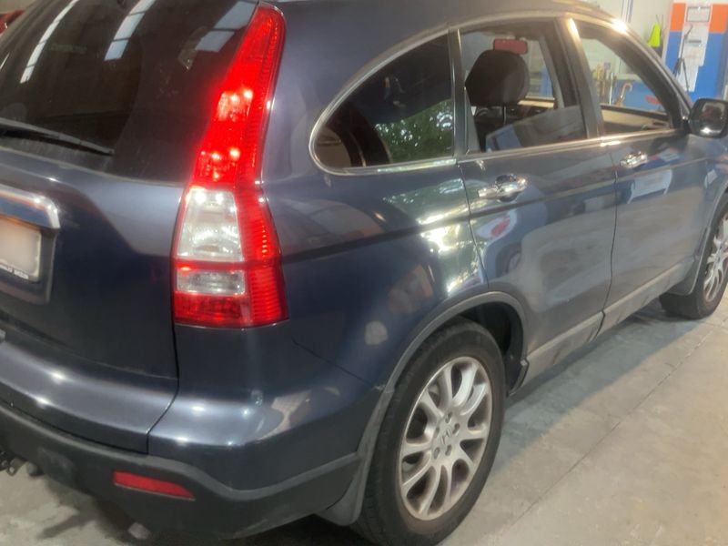 Honda CR-V 2.2 CTDI Luxury 2009 – снимка 6