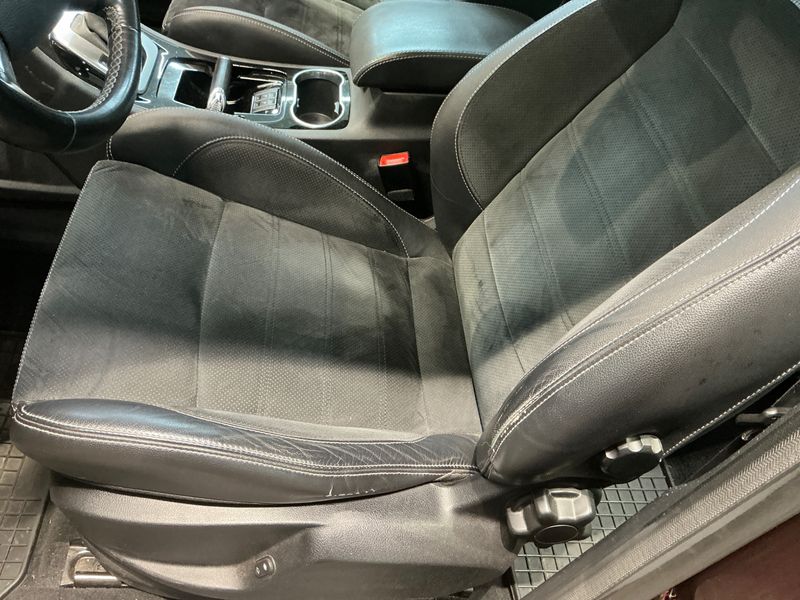 Ford S-Max 2.0 TDCi Titanium 2011 – снимка 23