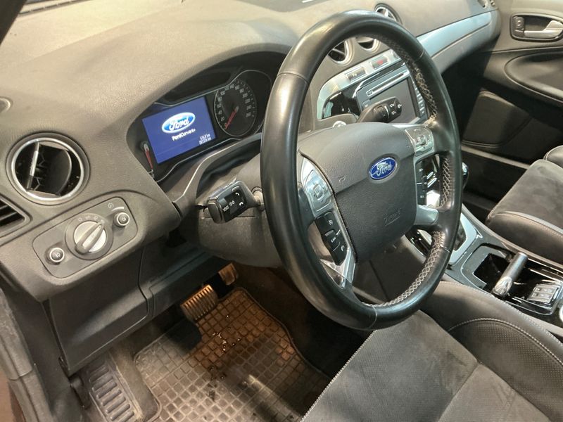 Ford S-Max 2.0 TDCi Titanium 2011 – снимка 25