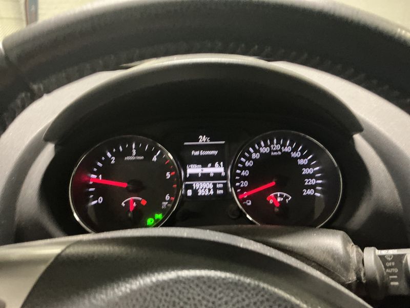 Nissan Qashqai 1.5 dCi Acenta 2010 – снимка 4