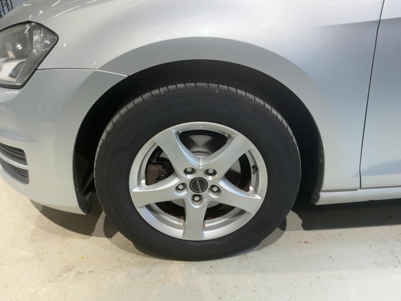 Volkswagen Golf VII 1.2 TSI Trendline BlueMotion Tech 2015 – снимка 3