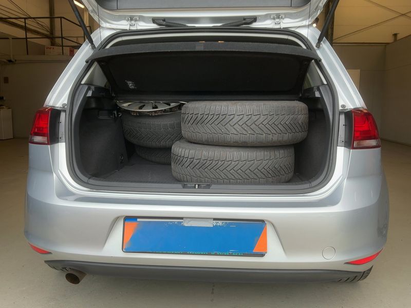 Volkswagen Golf VII 1.2 TSI Trendline BlueMotion Tech 2015 – снимка 16