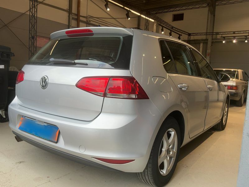 Volkswagen Golf VII 1.2 TSI Trendline BlueMotion Tech 2015 – снимка 8