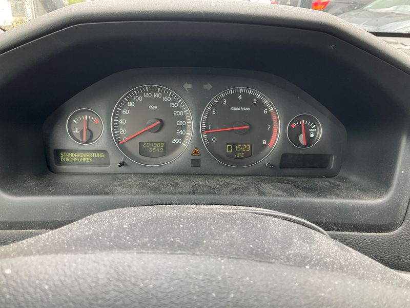 Volvo V70 2.4 Bi-Fuel Momentum 2005 – снимка 4