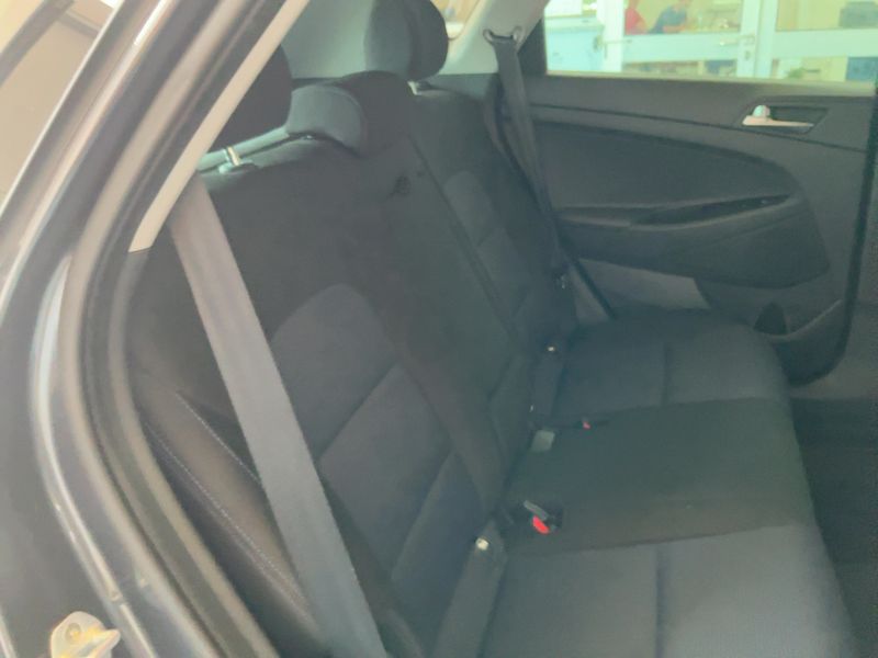 Hyundai Tucson 1.7 CRDi Xpossible ISG 2WD 2016 – снимка 19