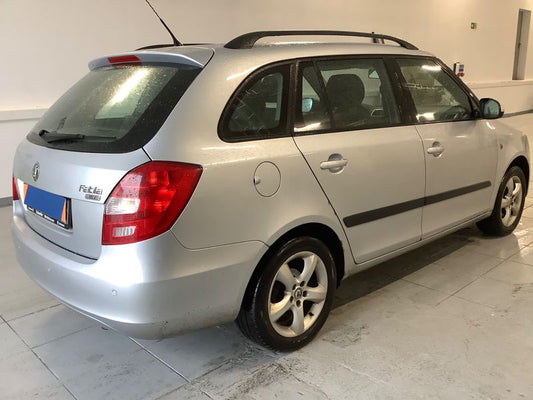 Skoda Fabia 1.4 Style Edition 2009 – снимка 2