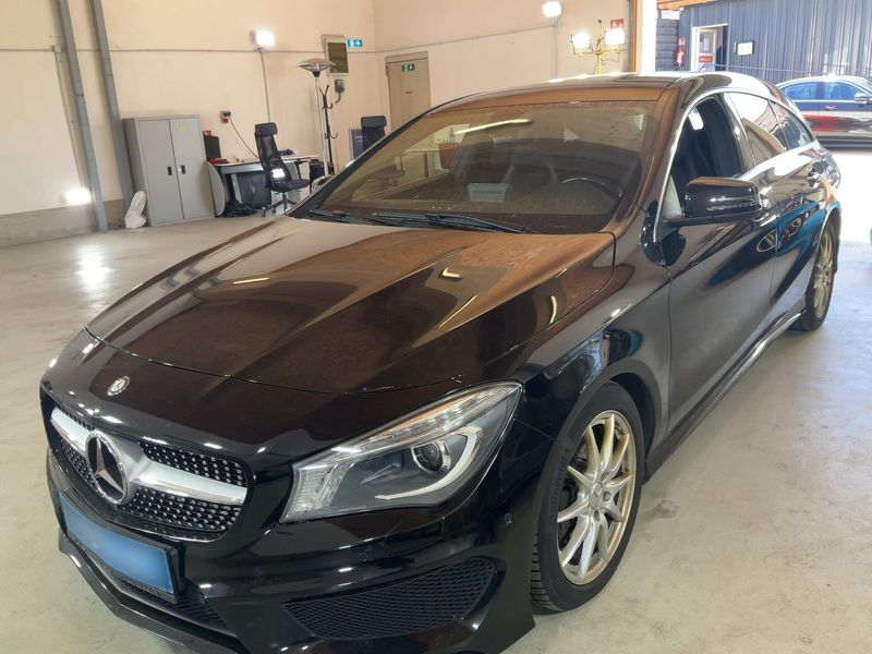 Mercedes-Benz CLA-Klasse CLA 180 Shooting Brake AMG Line 2015 – снимка 1